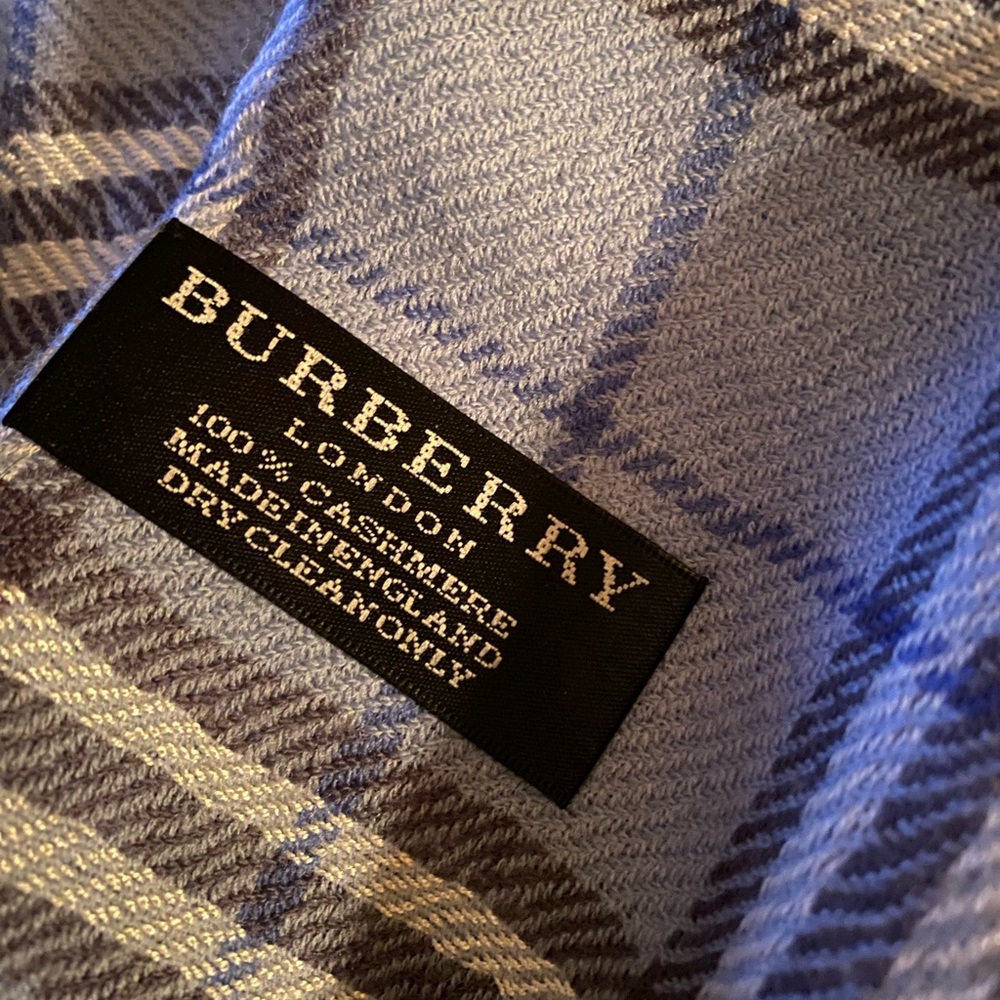 Authentic Burberry Scarf - Picture 2 of 4